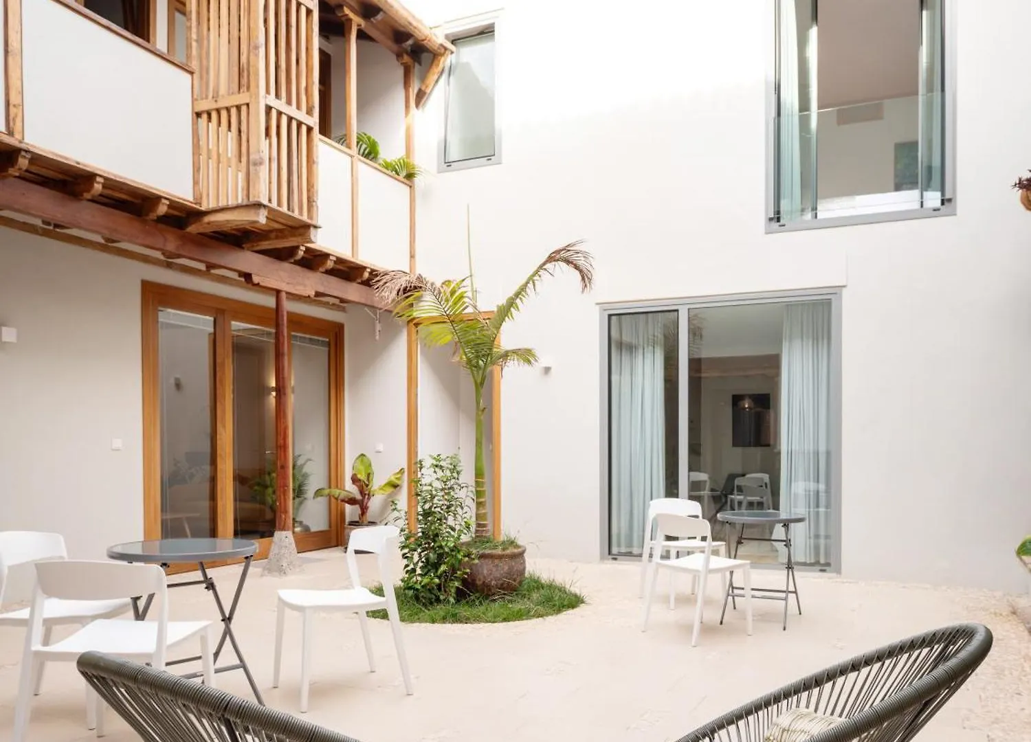 Laguna Cool Living La Laguna  0*, La Laguna (Tenerife) Spain